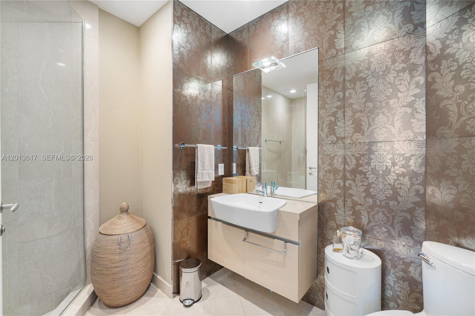 200 Biscayne Blvd Way, Unit 4902 Miami, FL 33131 - Photo 18 of 19