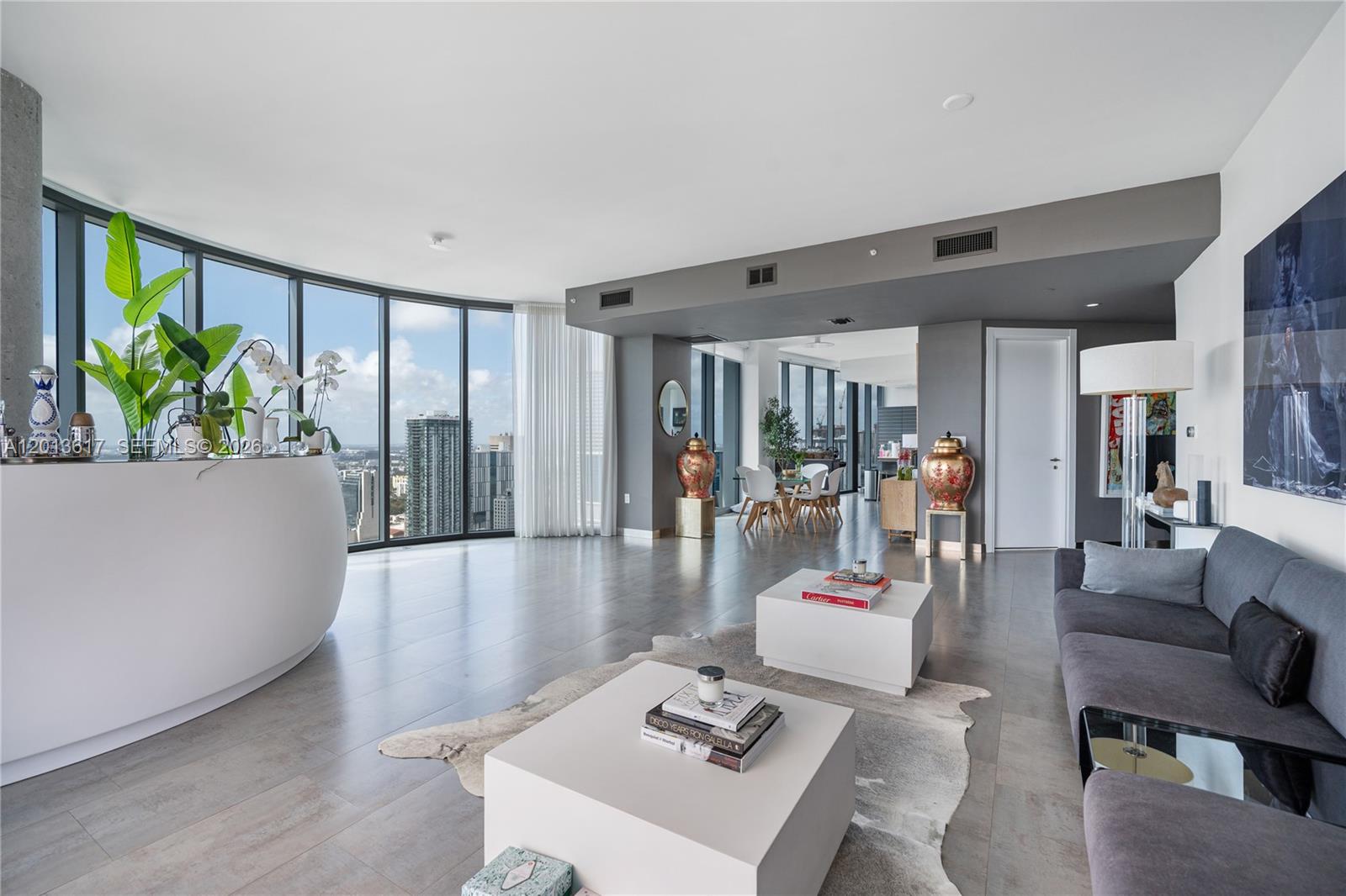 200 Biscayne Blvd Way, Unit 4902 Miami, FL 33131 - Photo 3 of 19