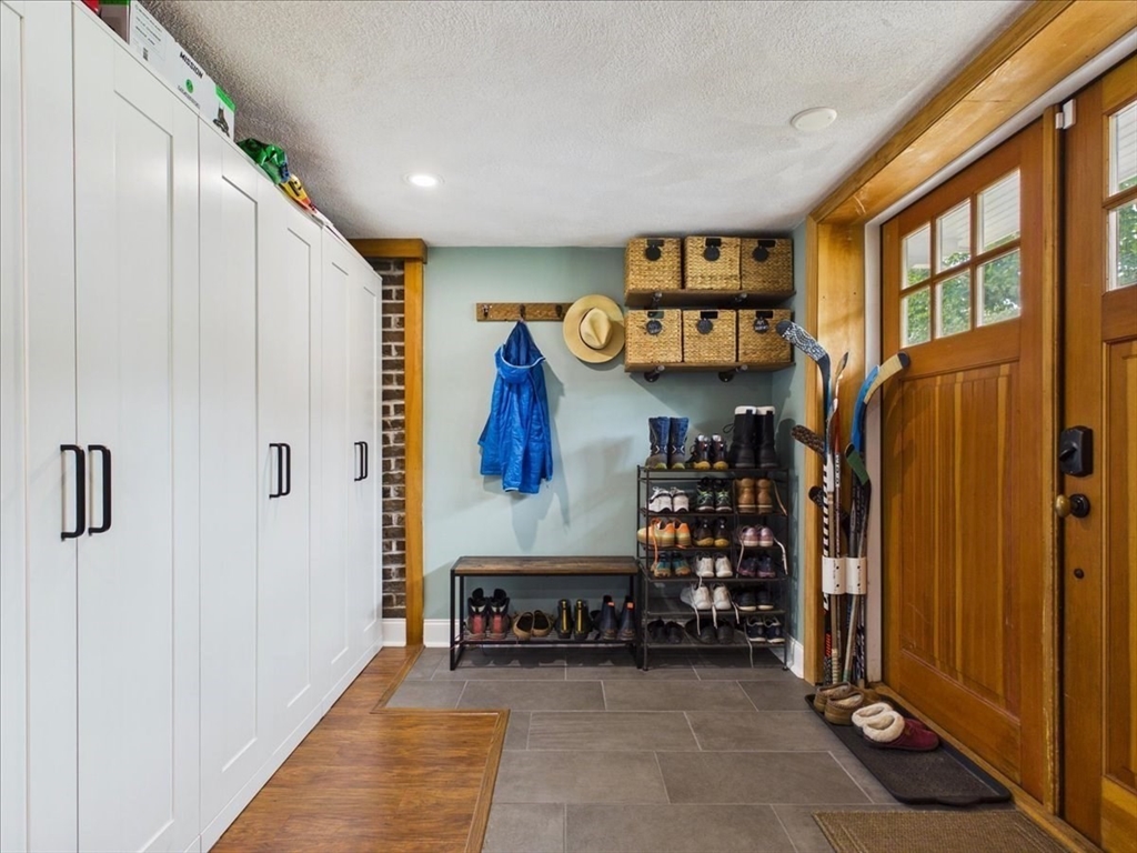 104 Higgins Road Framingham, MA 01701 - Photo 32 of 35