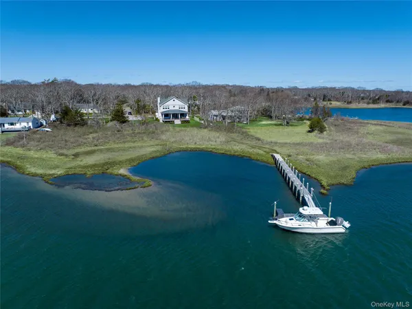 $4,250,000 | 1940 Mason Drive, Cutchogue, NY 11935