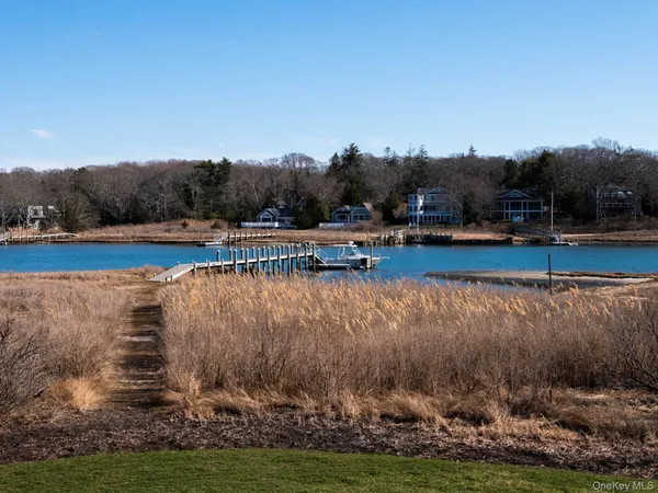 $4,250,000 | 1940 Mason Drive, Cutchogue, NY 11935