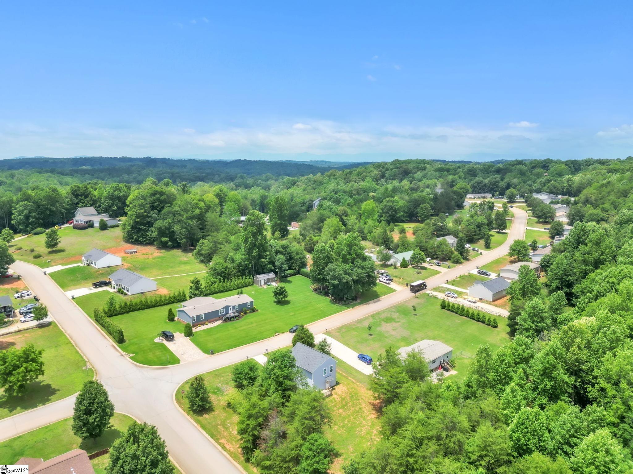2 Anchor Road Greenville, SC 29617 - Photo 27 of 32