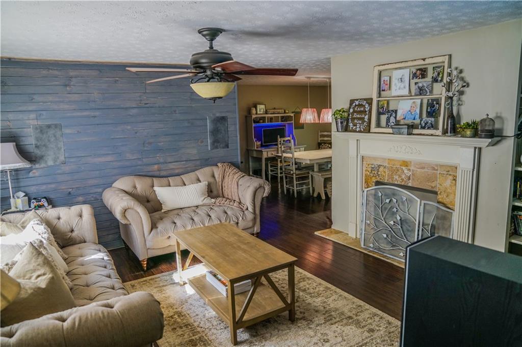 312 Gordon Road Springfield, OH 45504 - Photo 4 of 35
