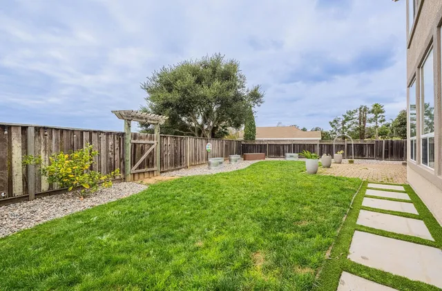 $1,549,900 | 17403 Ave Los Altos, Salinas, CA 93907
