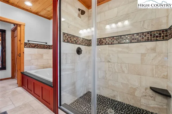 $1,900,000 | 335 Lazy Bear Trail, Vilas, NC 28692