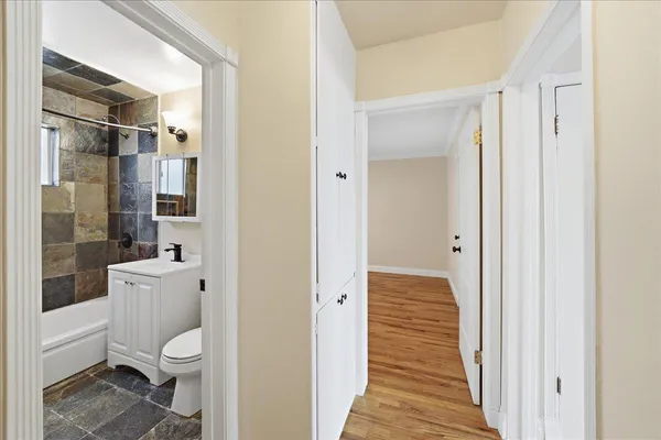 $3,650 | 11719 Mayfield Avenue, Unit 1, Los Angeles, CA 90049