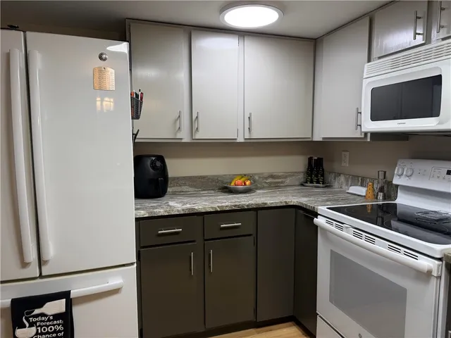 $215,000 | 560 South Flagship Drive, Unit 7, Salem, SC 29676