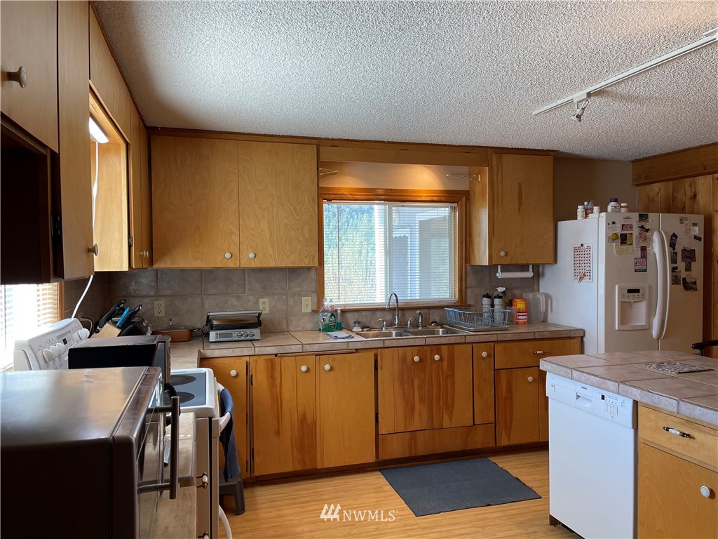 50 Blue Place Road Malo, WA 99150 - Photo 8 of 40 Gallery Image 8