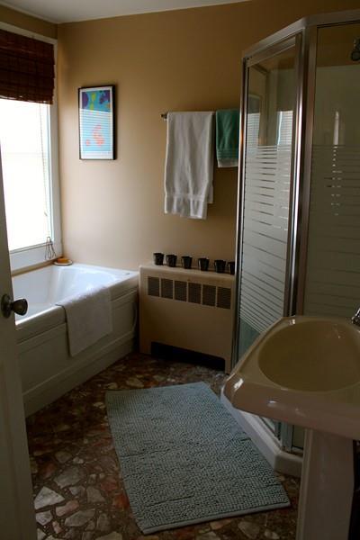 75 Spring Street Gardiner, ME 04345 - Photo 18 of 32 Bathroom
