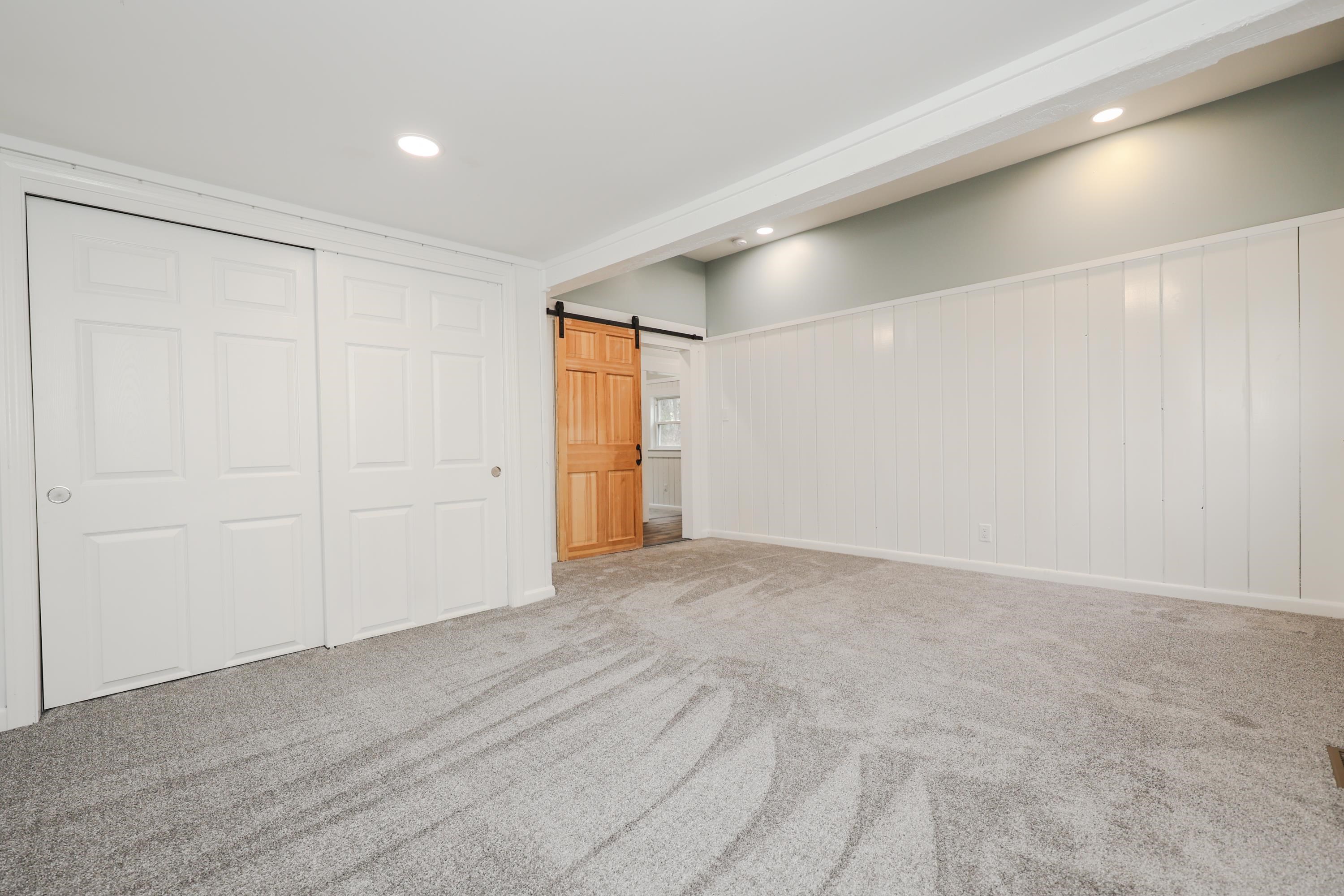 430 Old Borough Road Pembroke, NH 03275 - Photo 3 of 25 Gallery Image 3