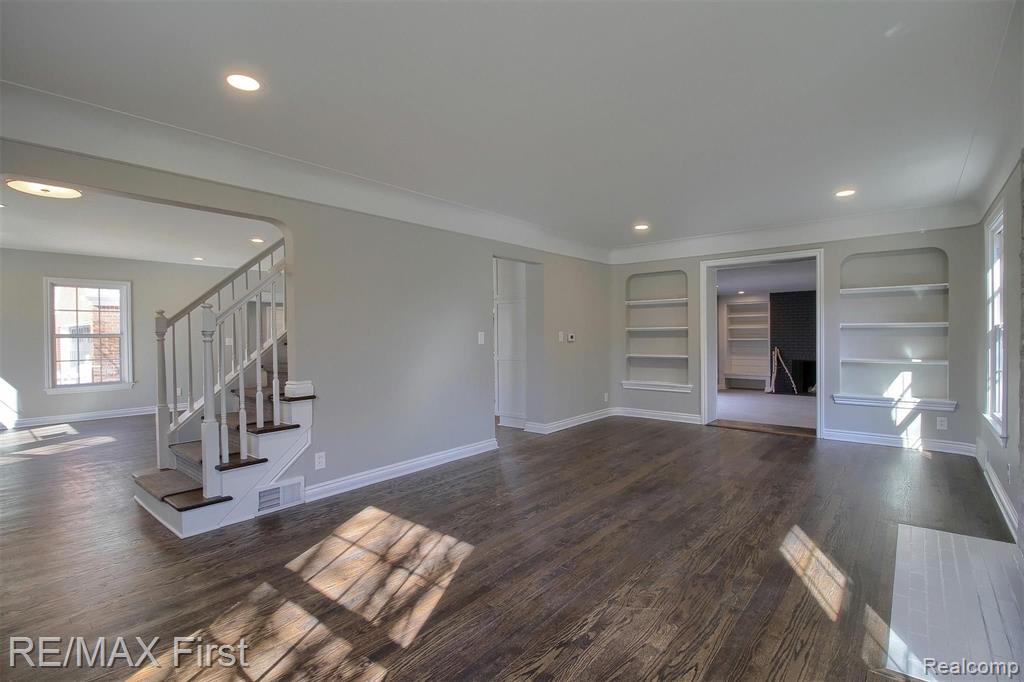 60 Hawthorne Road Grosse Pointe Shores, MI 48236 - Photo 5 of 28