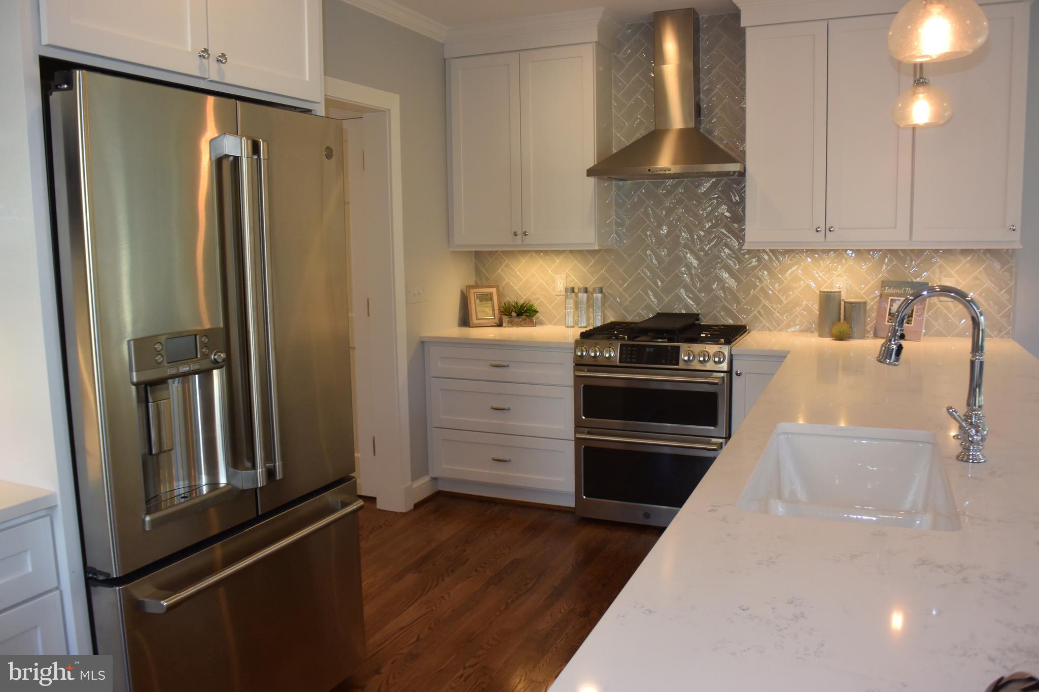 510 West Braddock Road Alexandria, VA 22302 - Photo 15 of 56 Kitchen