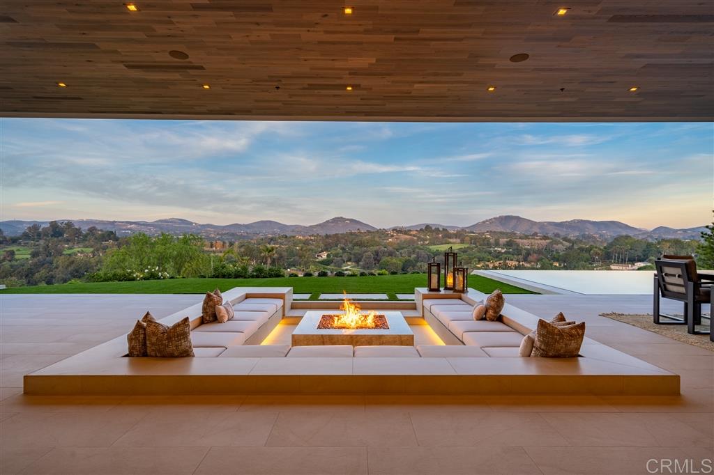 5516 La Crescenta Road Rancho Santa Fe, CA 92067 - Photo 2 of 22