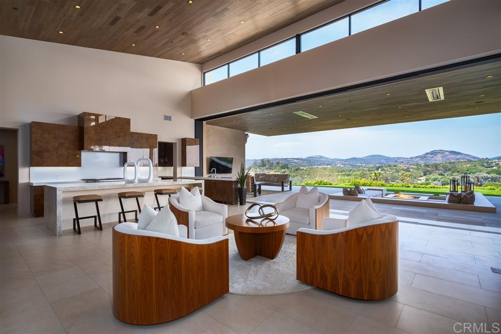 5516 La Crescenta Road Rancho Santa Fe, CA 92067 - Photo 9 of 22