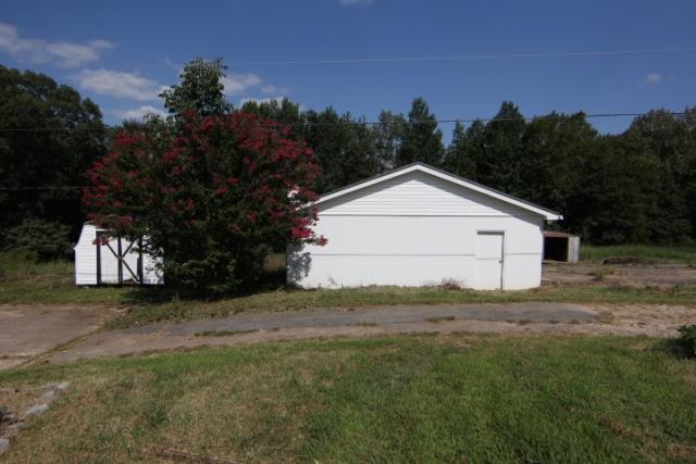 5455 Marion Road Cunningham, TN 37052 - Photo 11 of 12