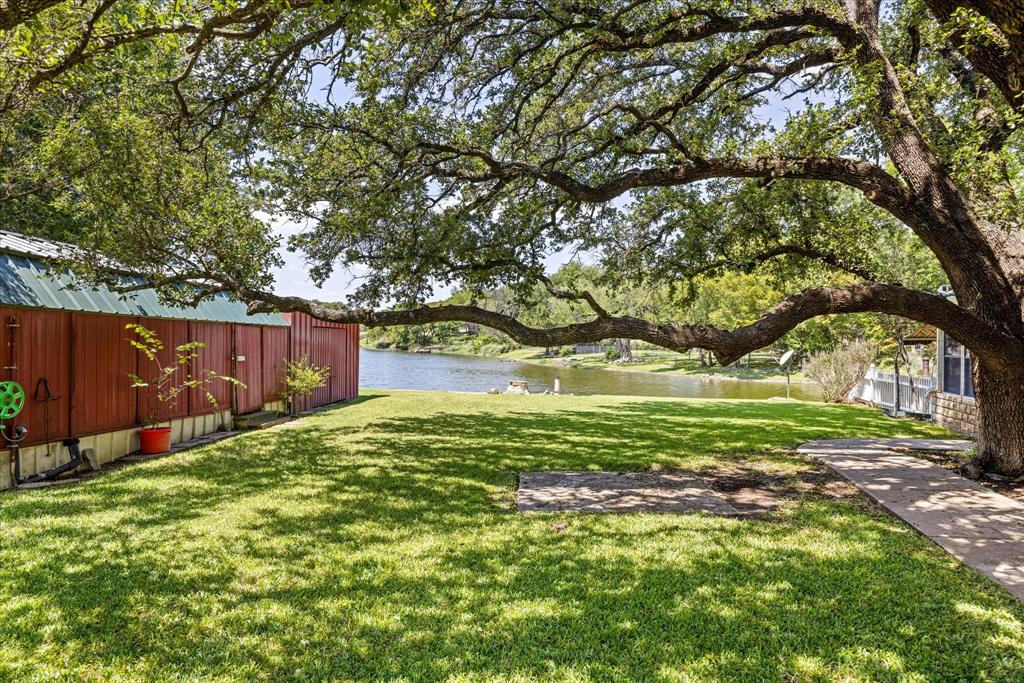 246 Comanche Trail Weatherford, TX 76087 - Photo 25 of 37 a backyard of a house with lots of green space
