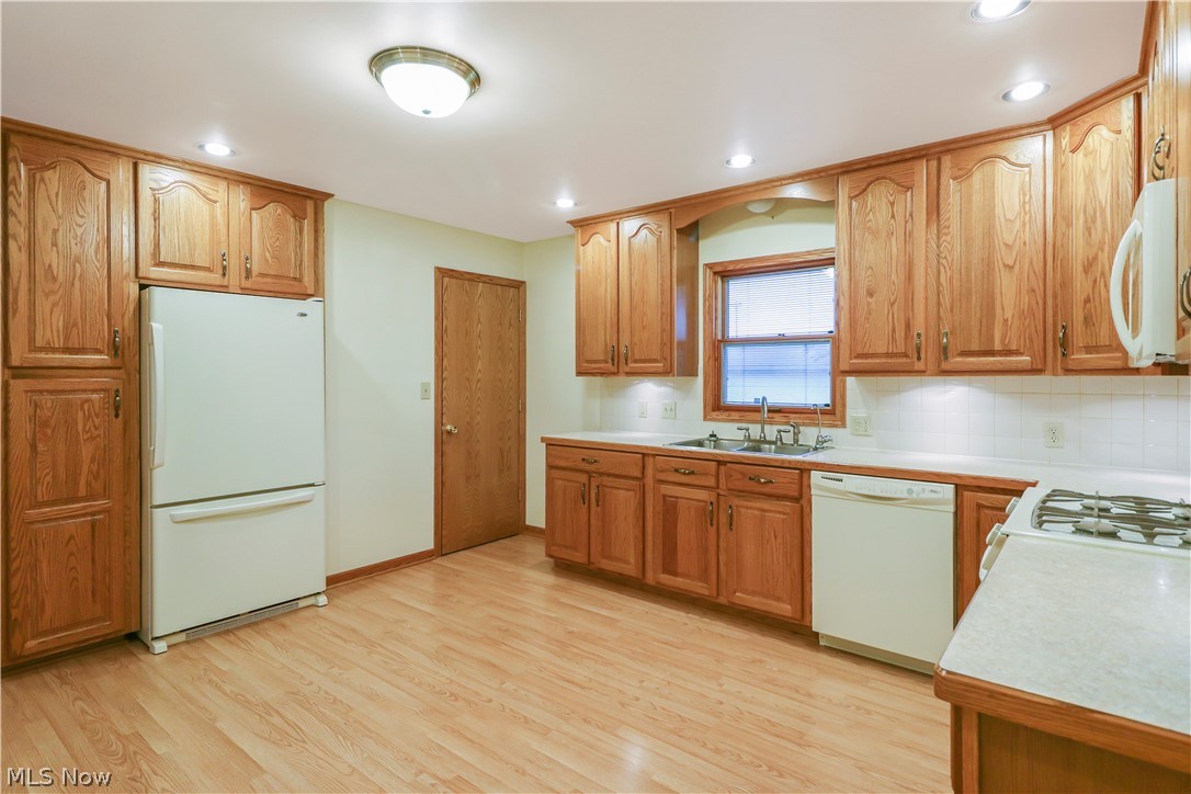 858 Pearlman Road Akron, OH 44319 - Photo 6 of 21 Gallery Image 6