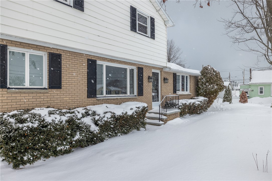 67 Cranberry Road Greece, NY 14612 - Photo 4 of 46