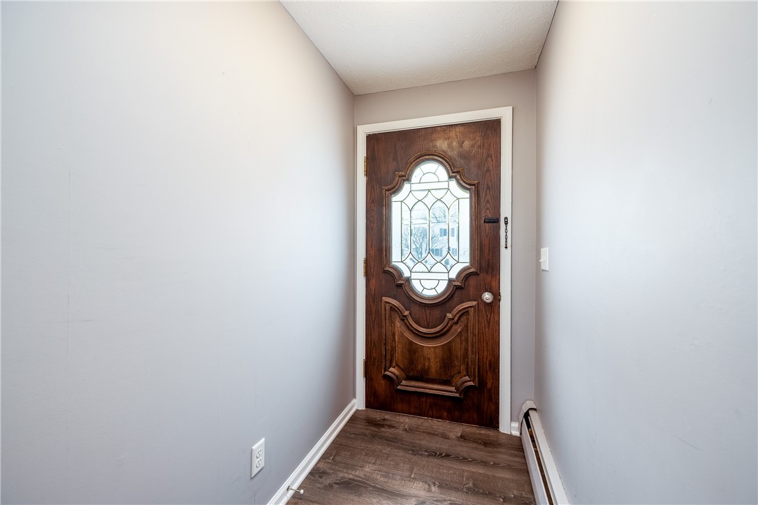 67 Cranberry Road Greece, NY 14612 - Photo 7 of 46