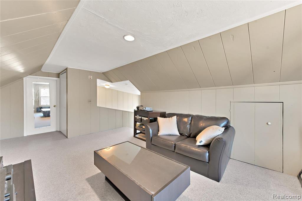 1317 Bishop Road Grosse Pointe Park, MI 48230 - Photo 40 of 42