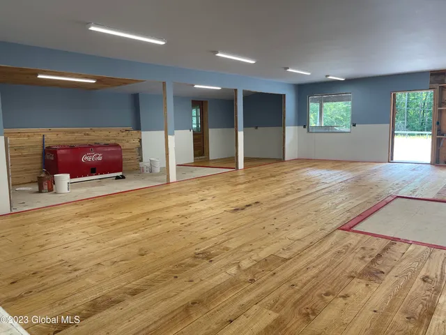 $349,000 | 1755 North Shore Road, Day, NY 12835