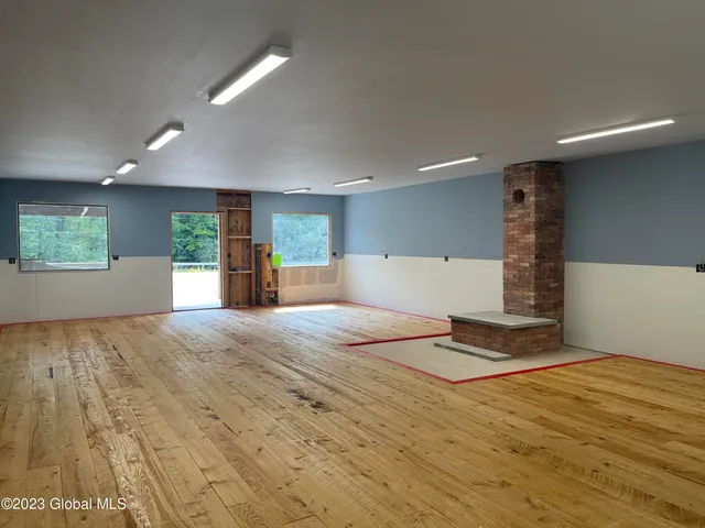 $349,000 | 1755 North Shore Road, Day, NY 12835