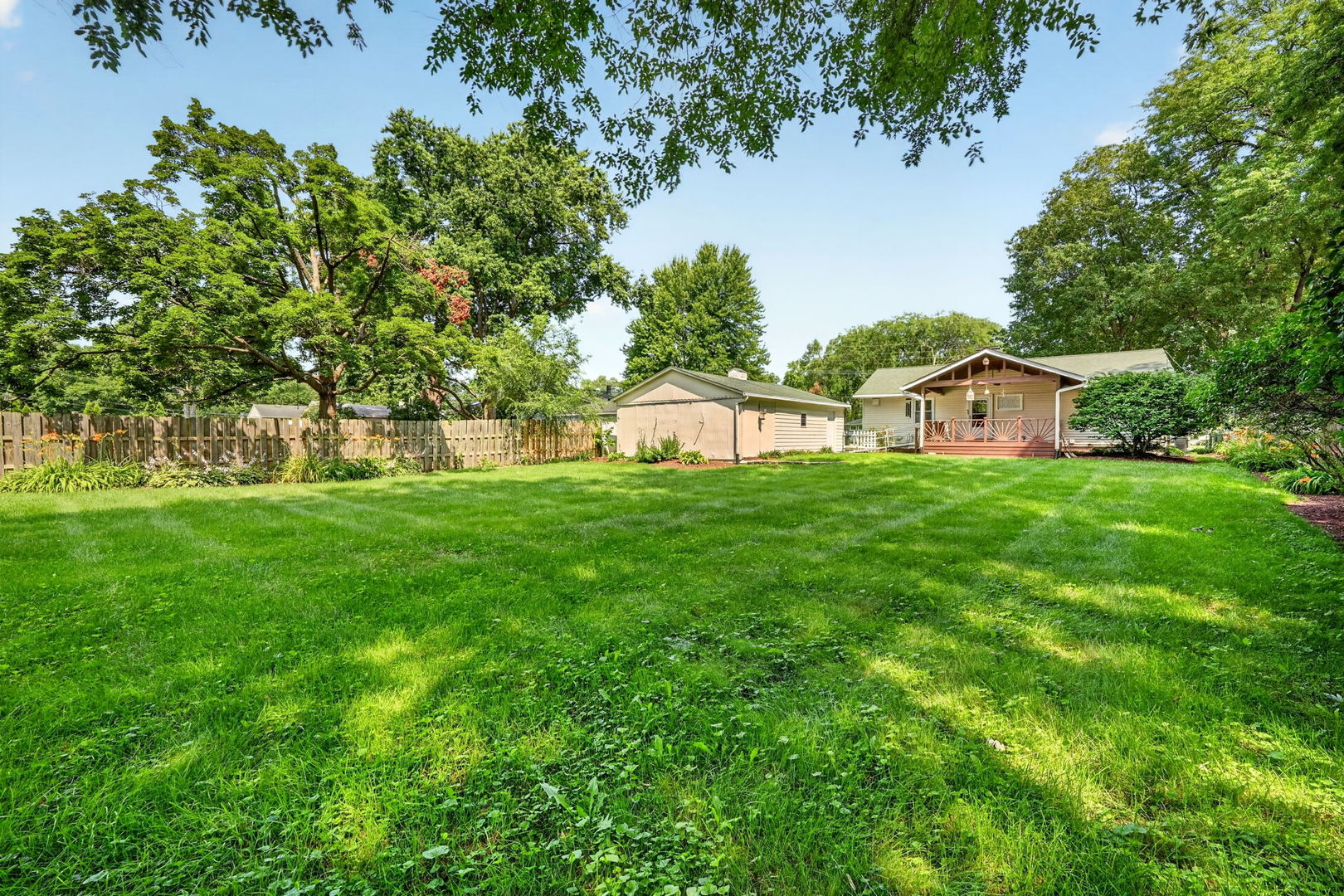 472 Douglas Road Batavia, IL 60510 - Photo 35 of 42