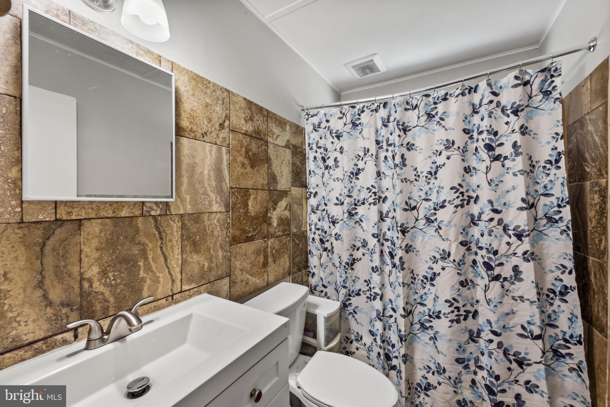 2308 Hamiltowne Circle Rosedale, MD 21237 - Photo 17 of 30 Full Bathroom