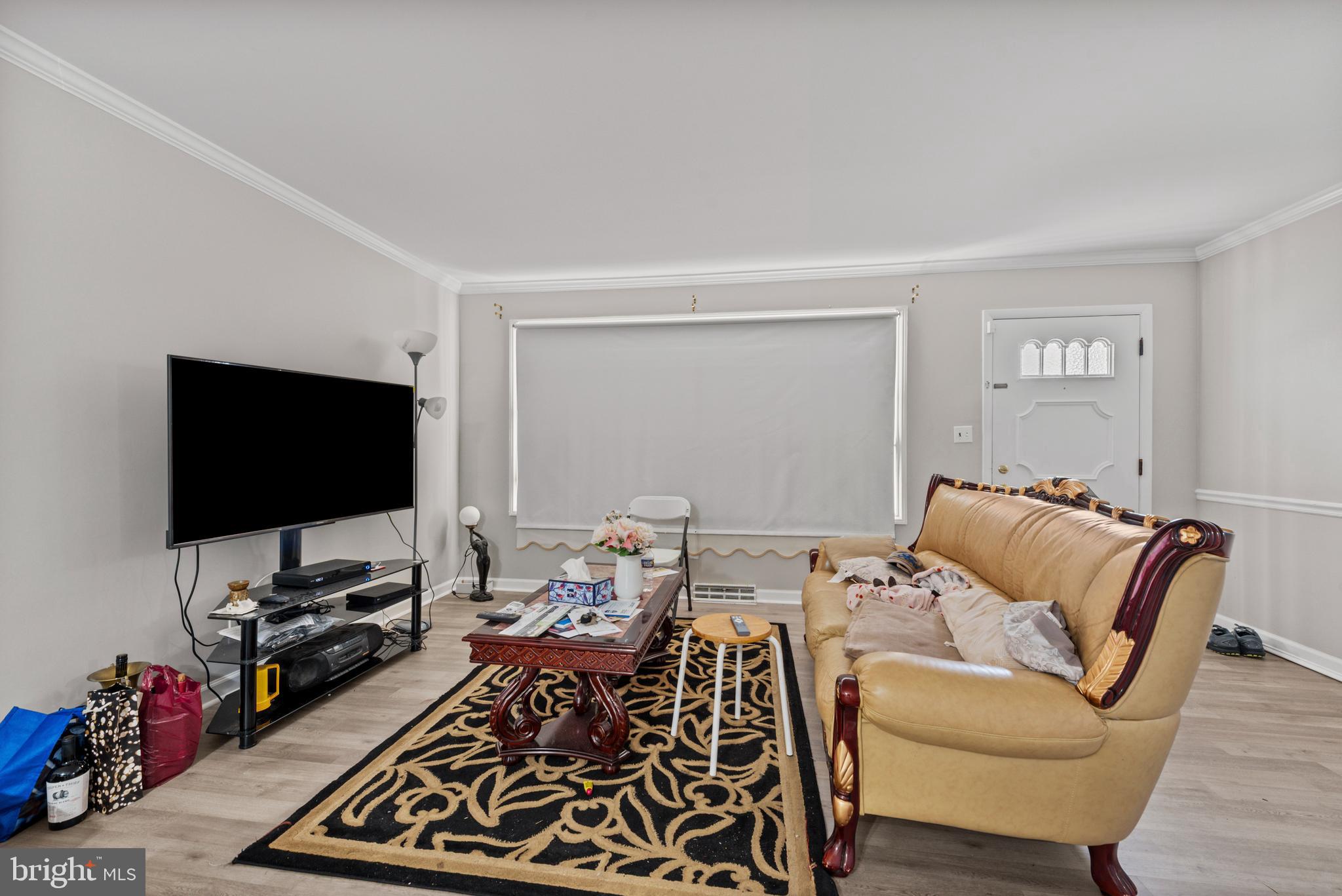2308 Hamiltowne Circle Rosedale, MD 21237 - Photo 2 of 30 Living Room
