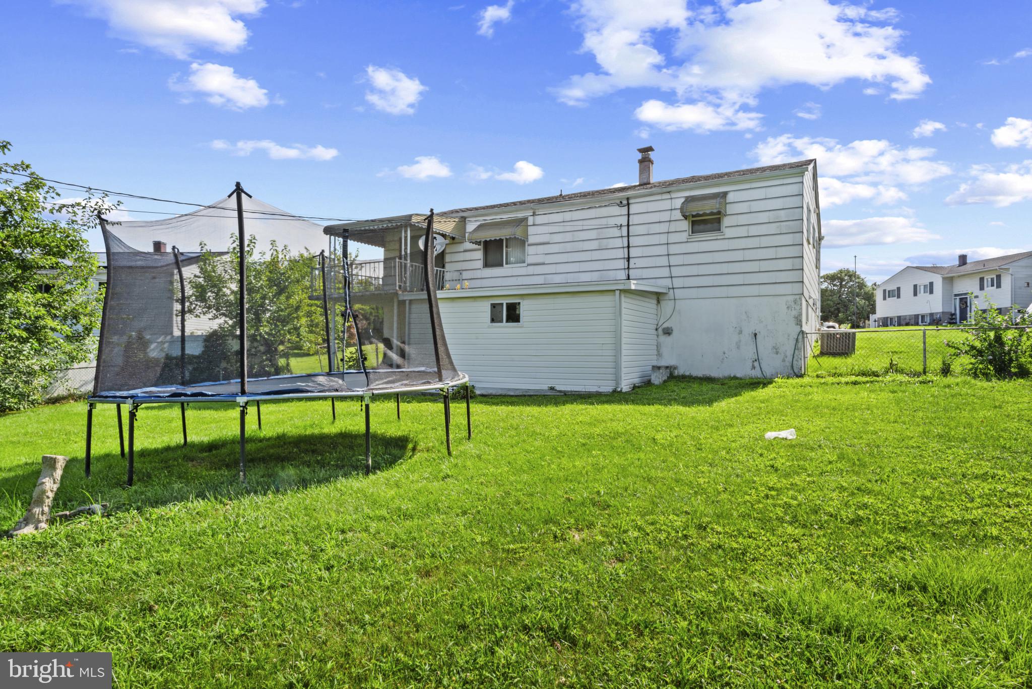 2308 Hamiltowne Circle Rosedale, MD 21237 - Photo 28 of 30 Rear of Home