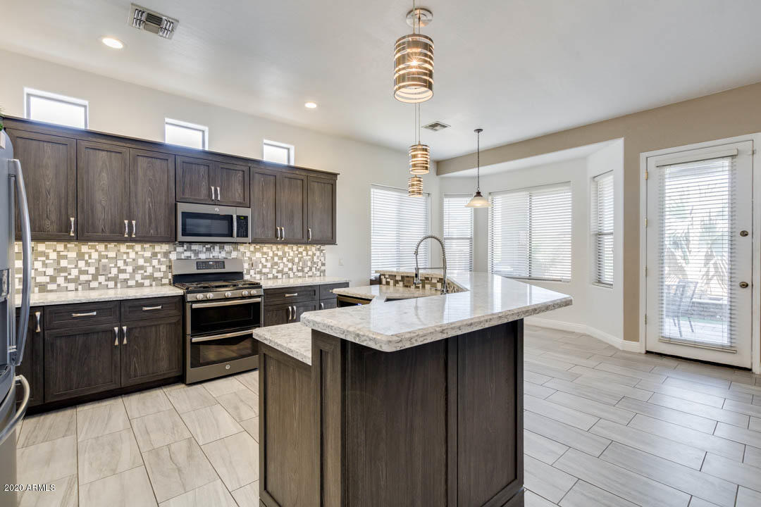 3478 East Los Altos Road Gilbert, AZ 85297 - Photo 9 of 49 09-Los Altos