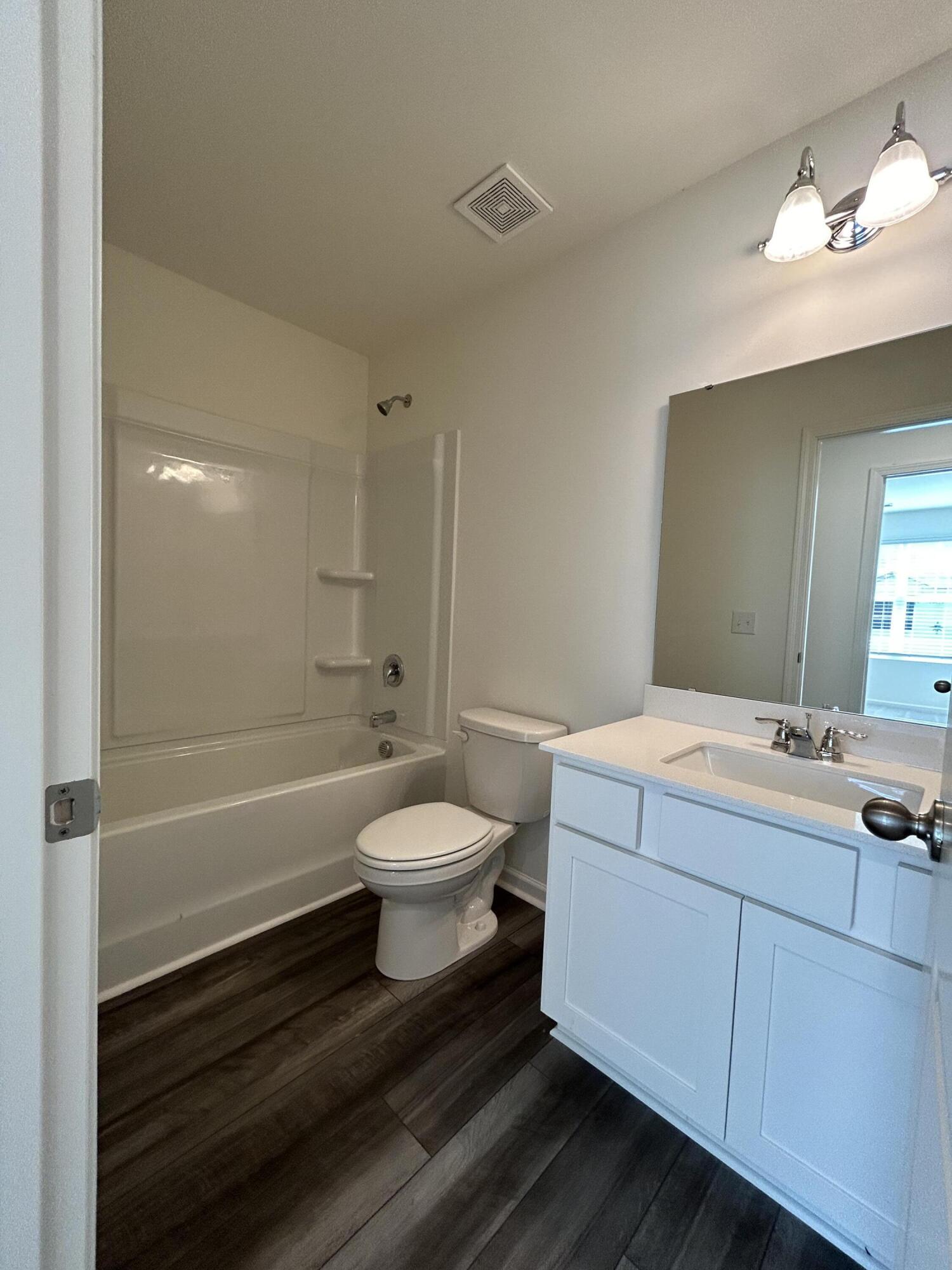 507 Scarlett Maple Street Summerville, SC 29486 - Photo 7 of 13 20240128_175905032_iOS