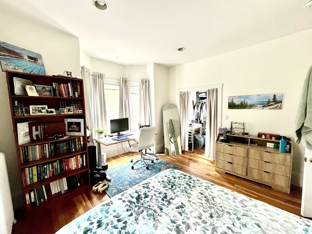 26 Appleton Street, Unit 2 Somerville, MA 02144 - Photo 5 of 9