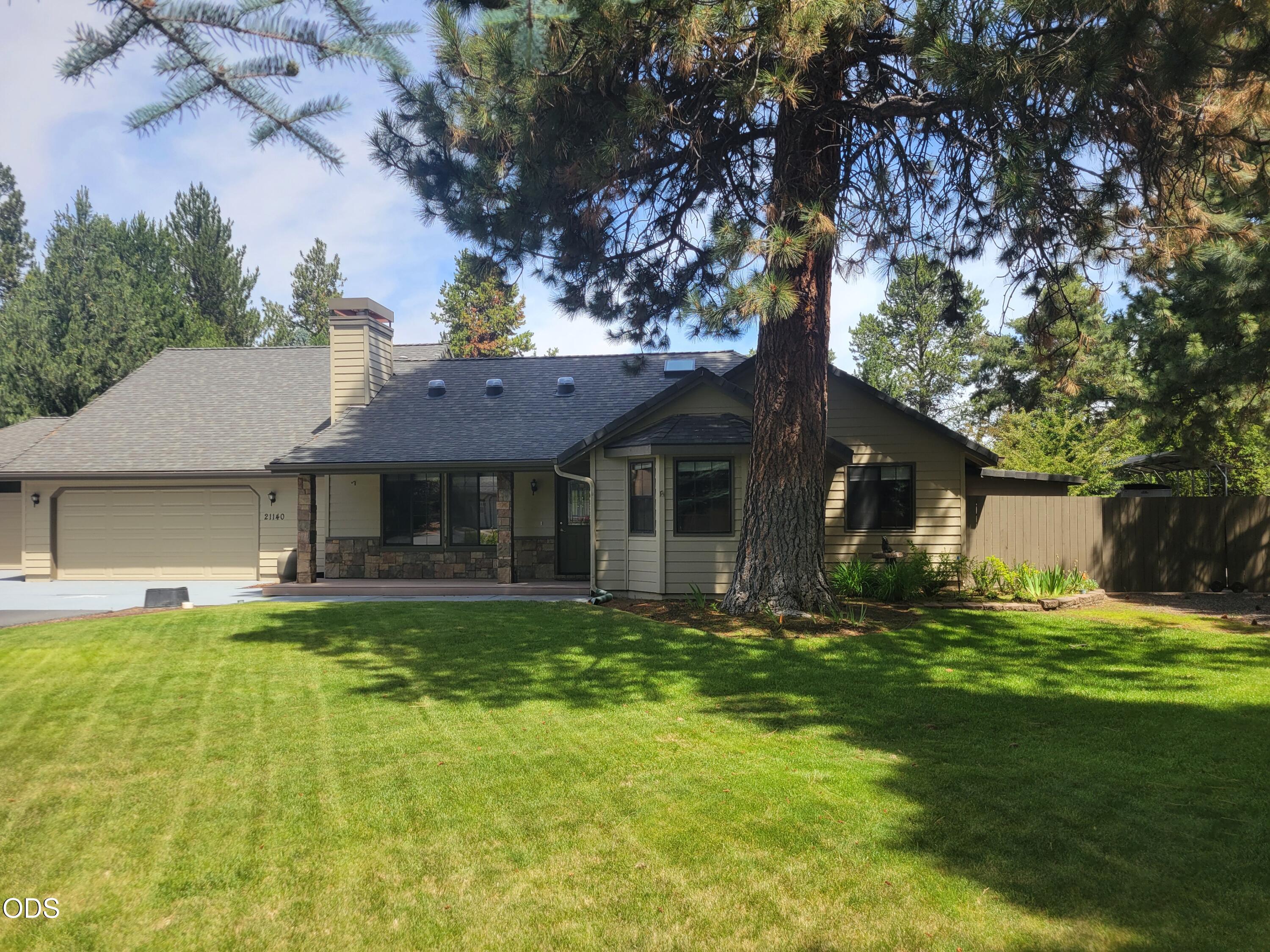 21140 Wilderness Way Bend, OR 97702 - Photo 2 of 101