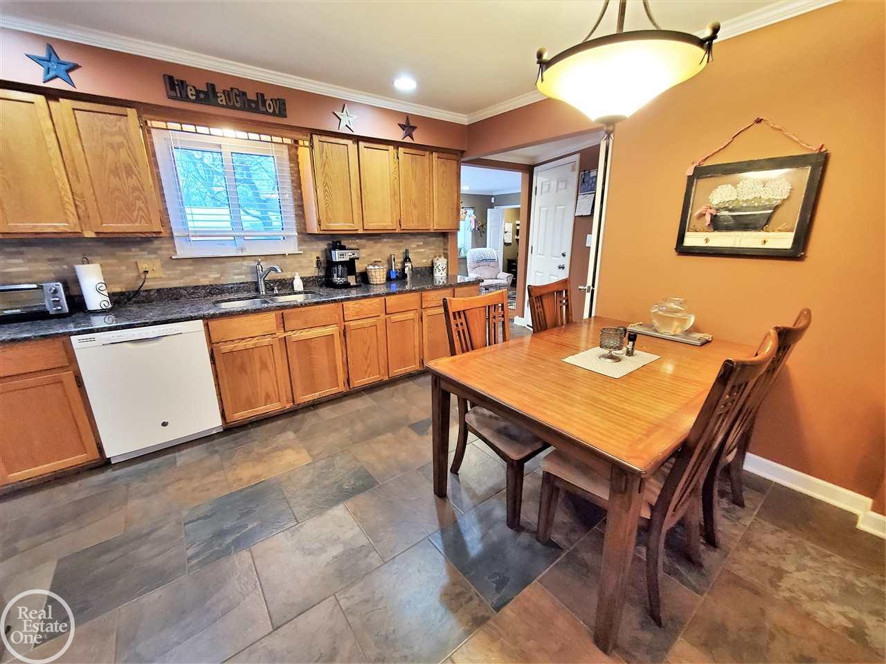 50710 Ryan Road Utica, MI 48317 - Photo 17 of 76
