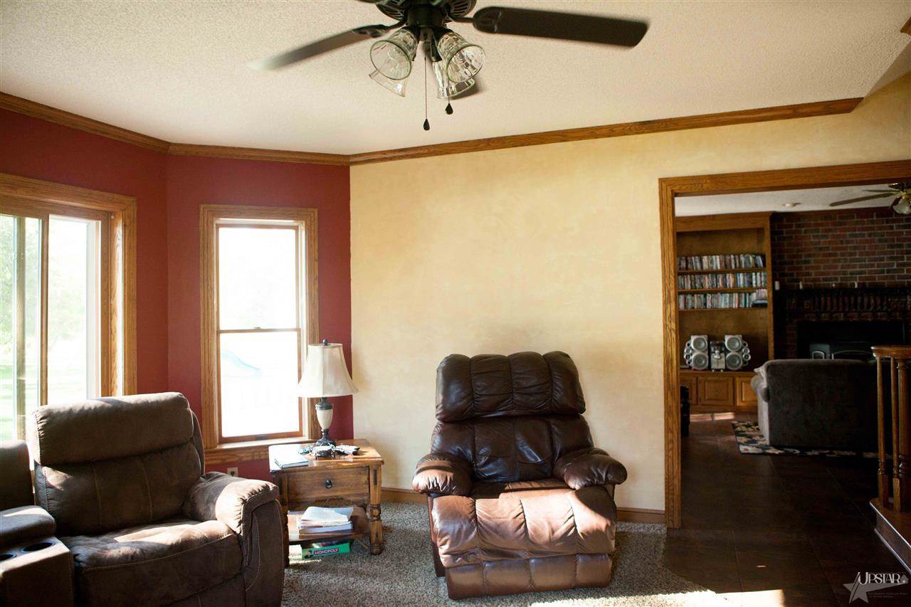 5819 Hollopeter Road Leo, IN 46765 - Photo 14 of 20