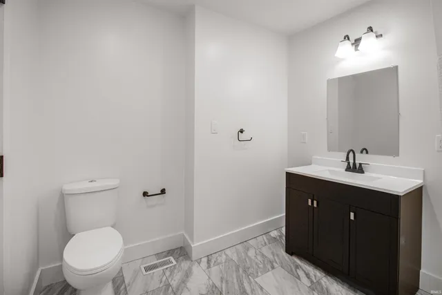 $199,900 | 317 East North Street, Winchester, IN 47394