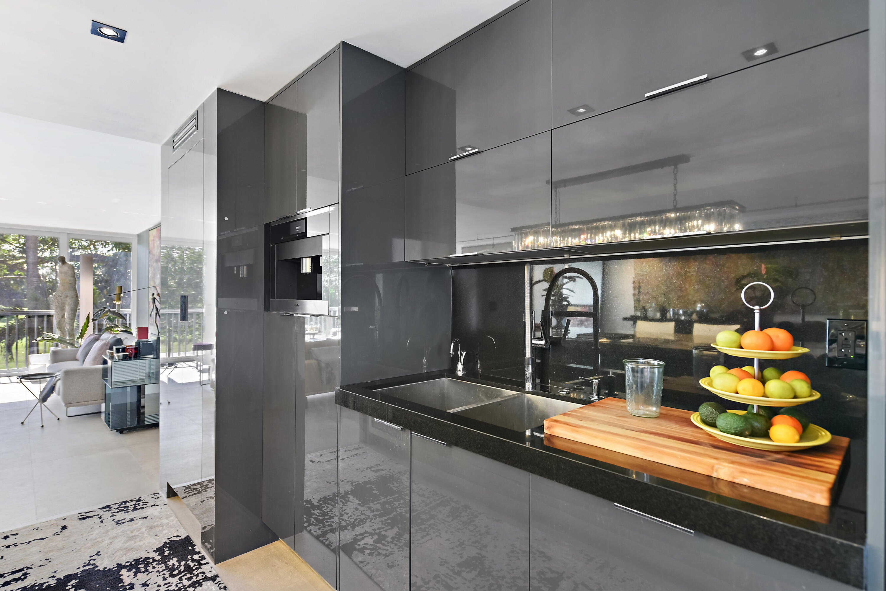 300 East Royal Palm Road, Unit 23B Boca Raton, FL 33432 - Photo 19 of 34 300 E Royal Palm Rd_23B_Stacey Guerra_41