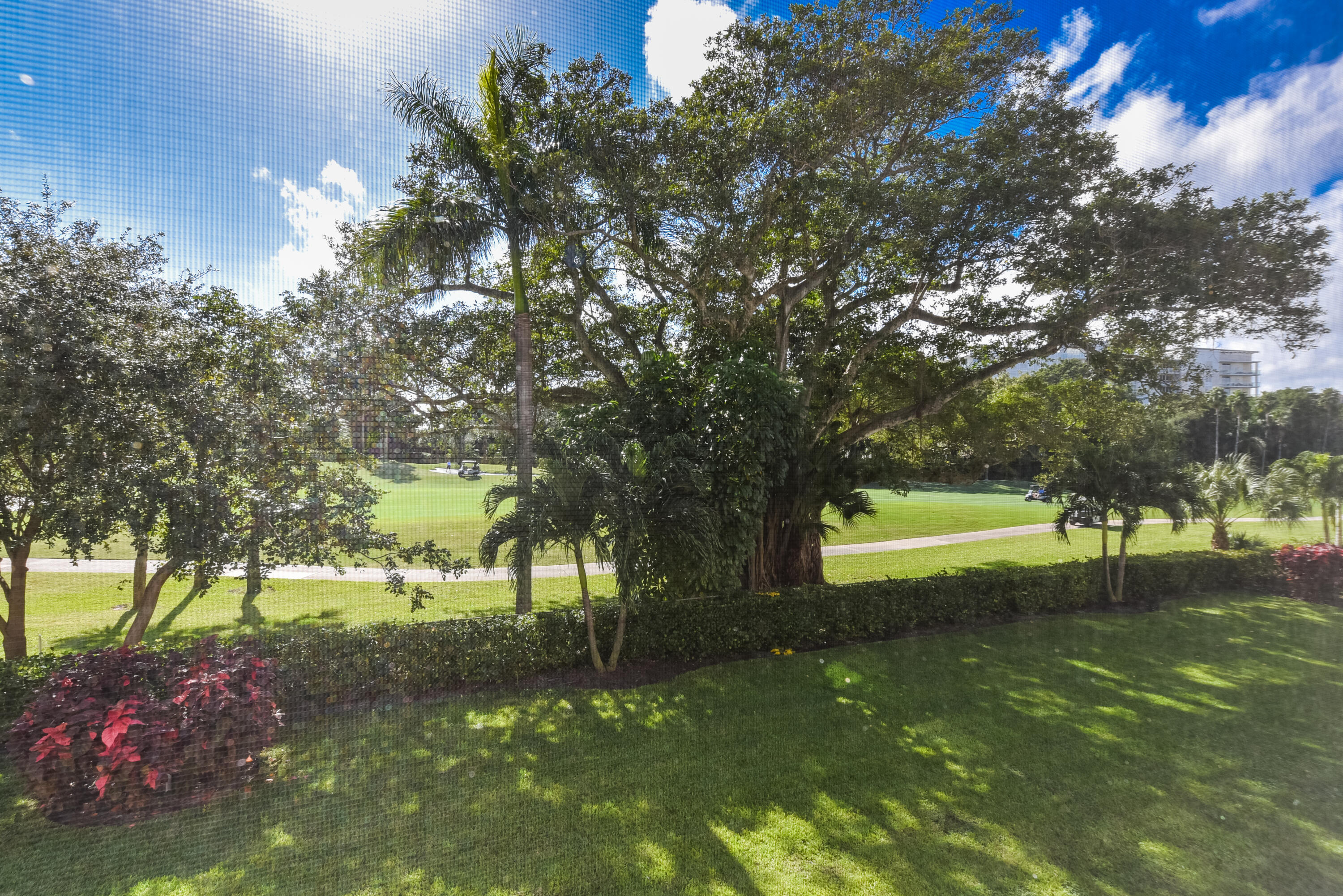 300 East Royal Palm Road, Unit 23B Boca Raton, FL 33432 - Photo 9 of 34 300 E Royal Palm Rd_23B_Stacey Guerra_3