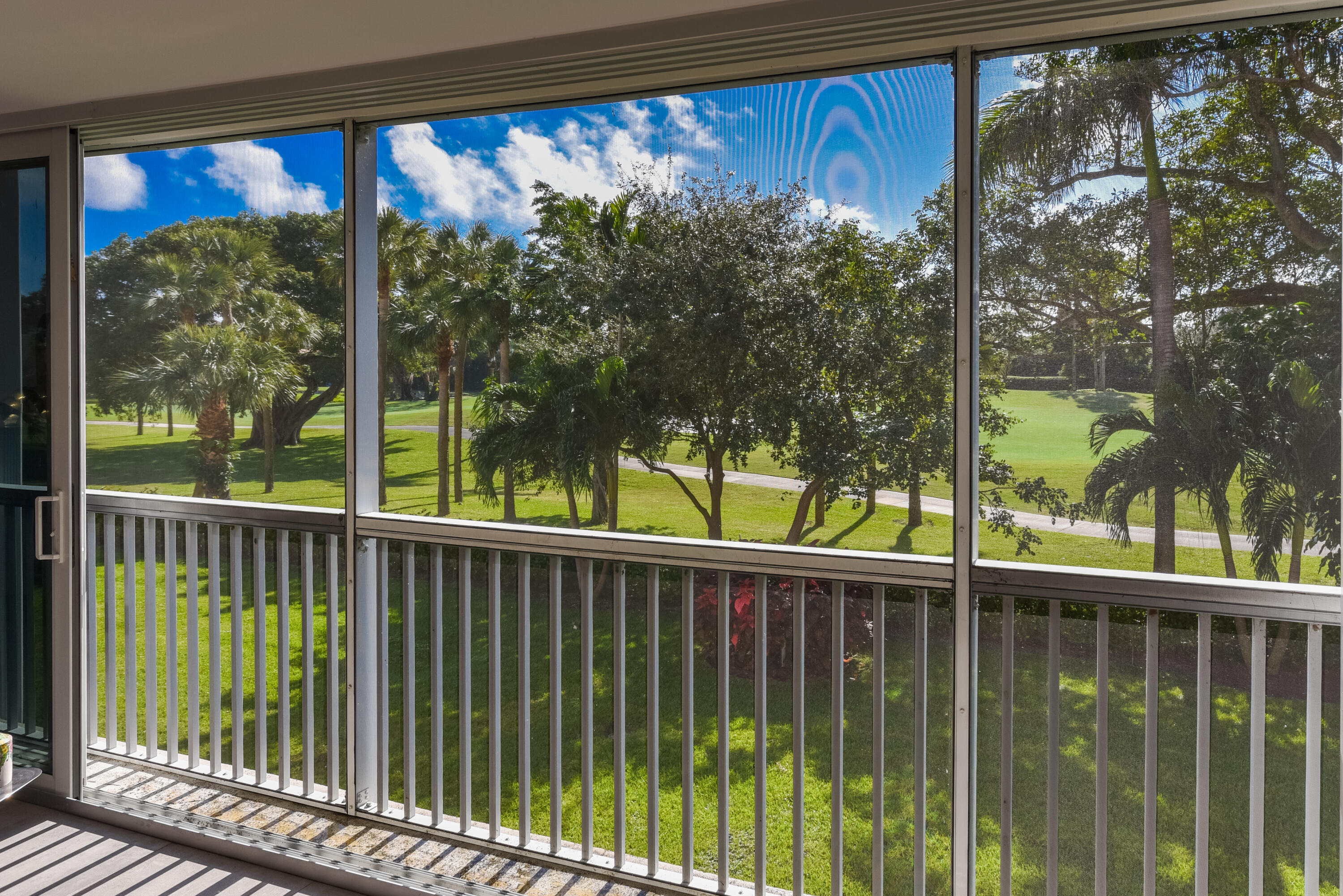 300 East Royal Palm Road, Unit 23B Boca Raton, FL 33432 - Photo 10 of 34 300 E Royal Palm Rd_23B_Stacey Guerra_4