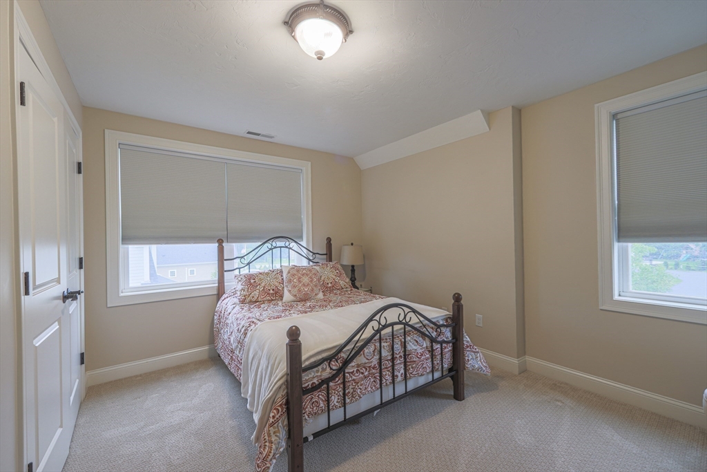 61 Tamarack Road Dracut, MA 01826 - Photo 21 of 42 Gallery Image 21