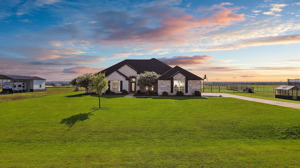 259 Durning Road Van Alstyne, TX 75495 - Photo 2 of 40
