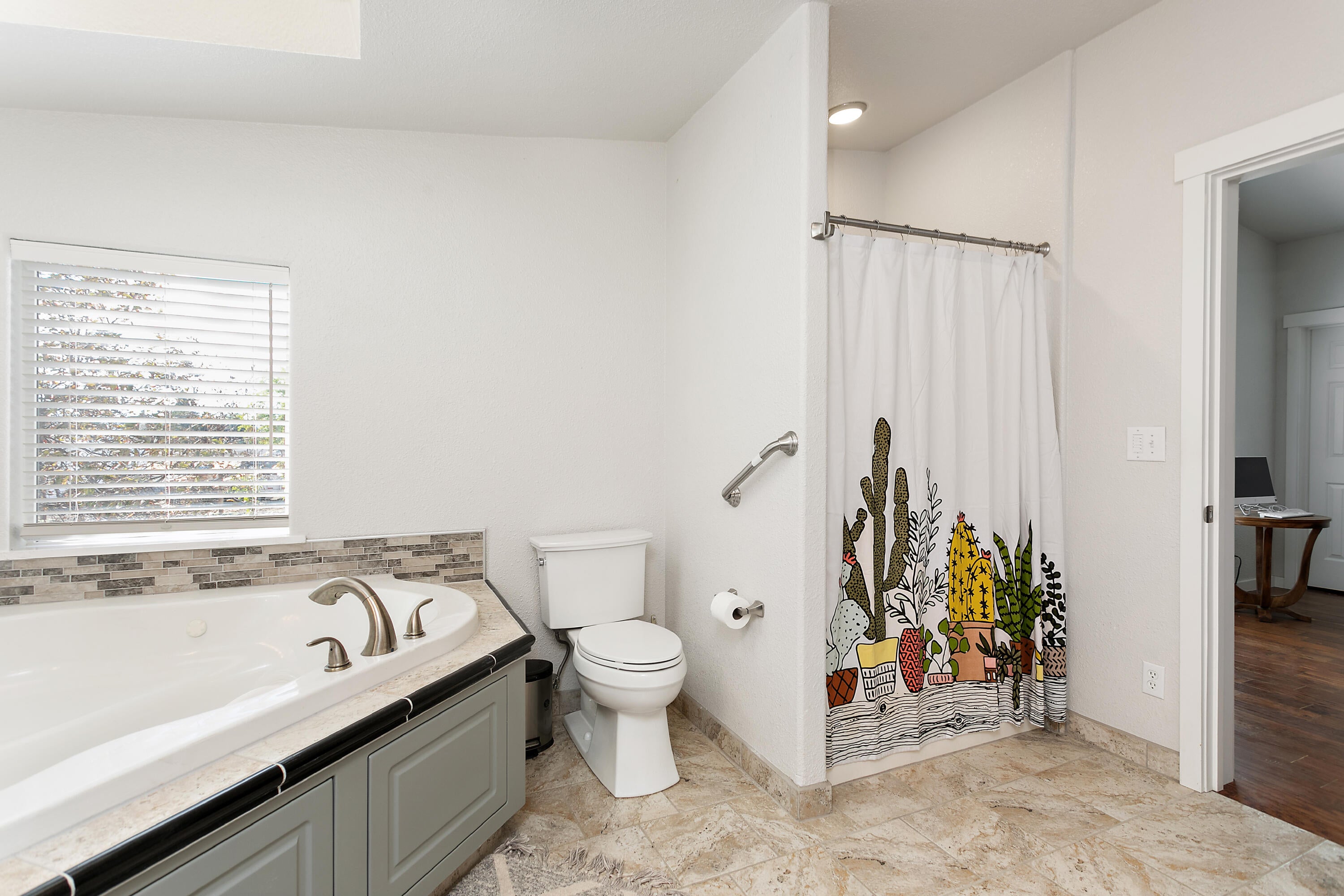 4685 Antelope Road White City, OR 97503 - Photo 27 of 68 Antelope-8349