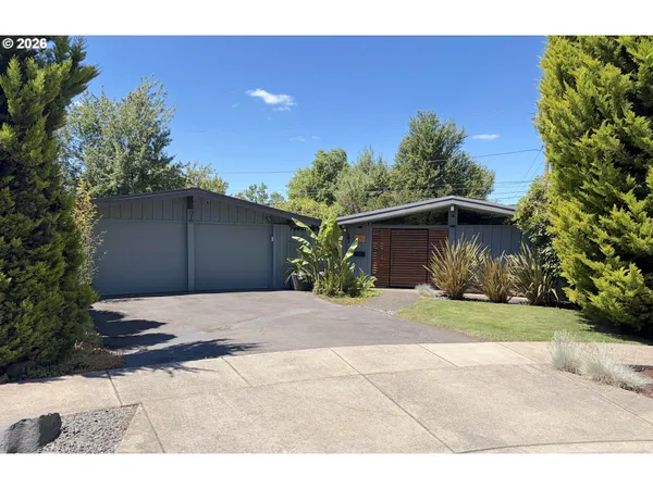$659,900 | 826 Delmar Place, Eugene, OR 97401