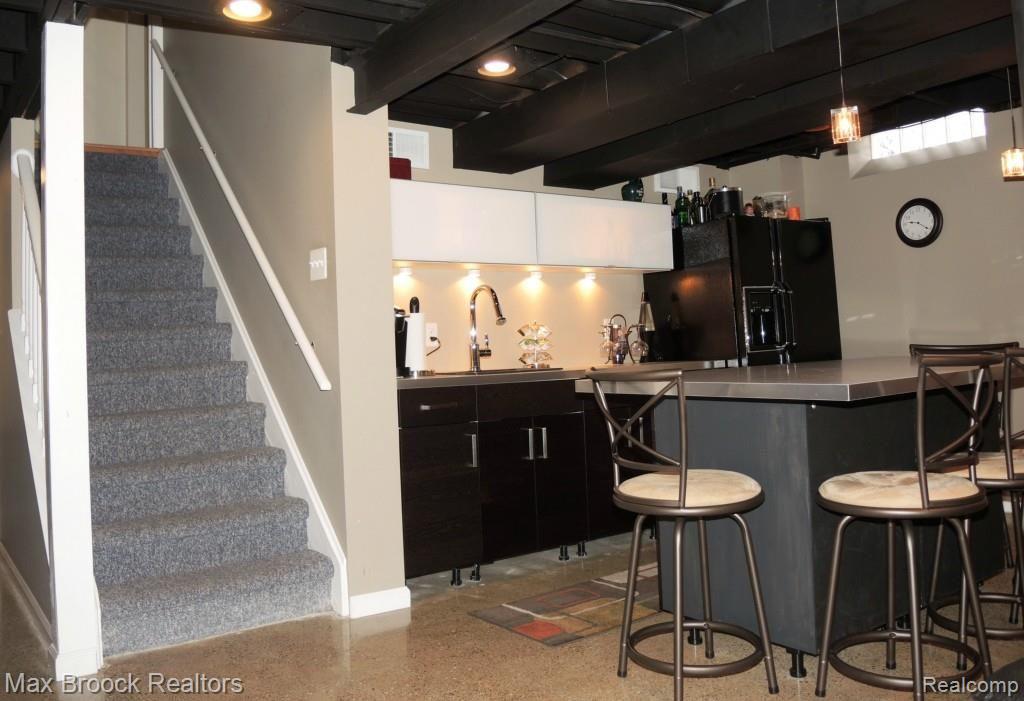 4466 Beach Road Troy, MI 48098 - Photo 38 of 45 RECREATION ROOM