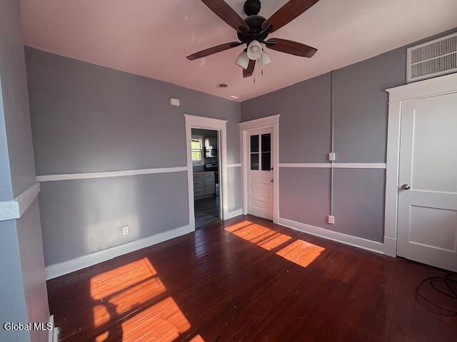 9 Kent Street, Unit 3 Albany, NY 12206 - Photo 7 of 13 9 Kent, Upstairs Livingroom2