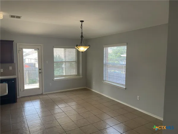 $1,975 | 3208 Clinton Place, Round Rock, TX 78665