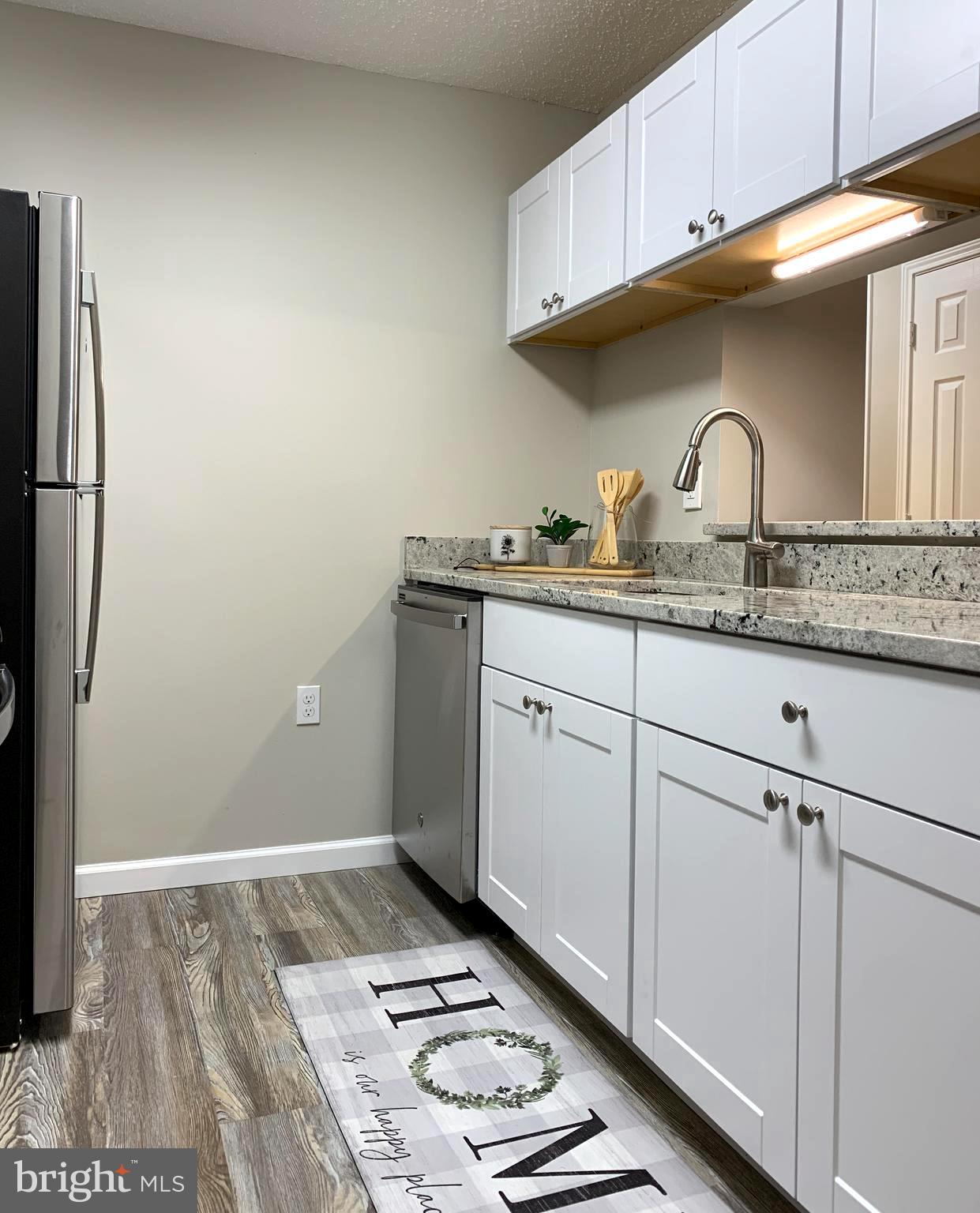 21013 Timber Ridge Terrace, Unit 303 Ashburn, VA 20147 - Photo 18 of 37 Gallery Image 18