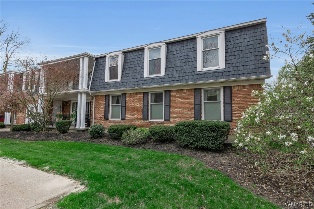 60 Hamlin Square, Unit 4 Amherst, NY 14221 - Photo 2 of 47