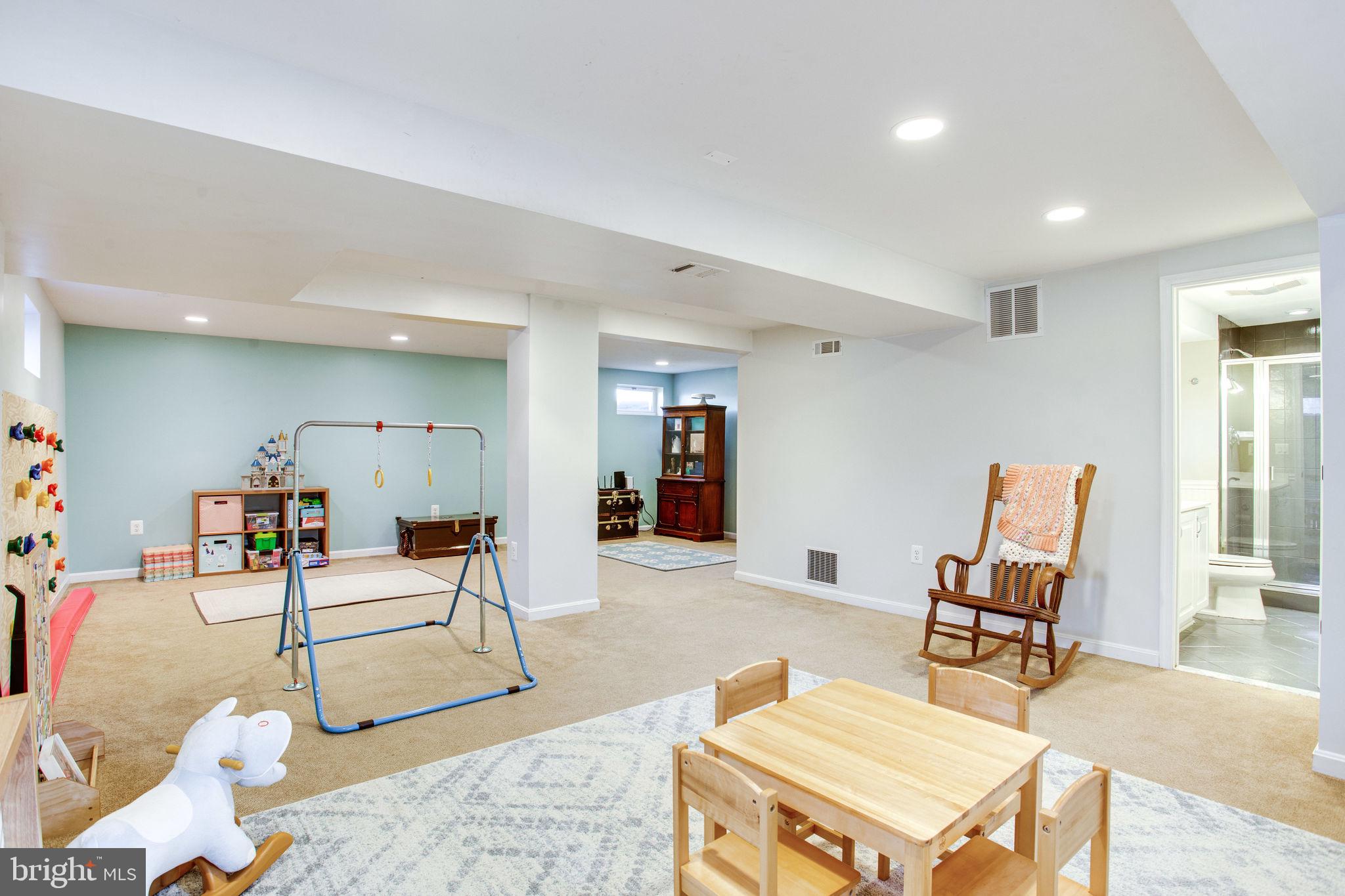 1841 Birch Road McLean, VA 22101 - Photo 48 of 63 Gallery Image 48